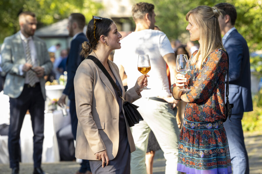 EBZ Sommerfest 2022: Ellen Hüning, Marketing und Vertrieb EBZ im Gespräch