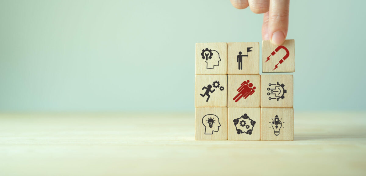 Führung & New Leadership2024_New skill, upskill and reskill concept. Foundational skills will need in the future world of work. Digial and AI technologies are transforming. New occupations emerge and workforce adaptation.